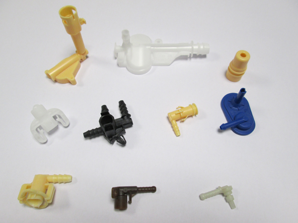 advantages-of-plastic-injection-molding-components