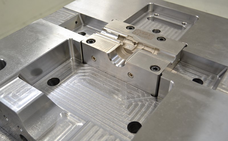 molds-for-plastic-idea-stampi-manufacturing